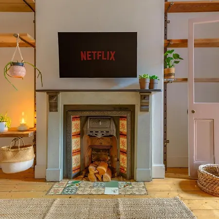 Boho Chic Victorian With Large Garden & Fire-pit Дом отдыха *